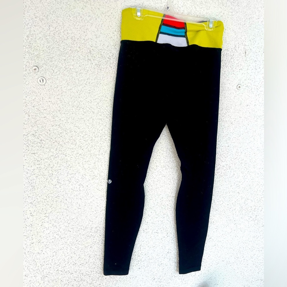 Lululemon legging black with color block waistband 4